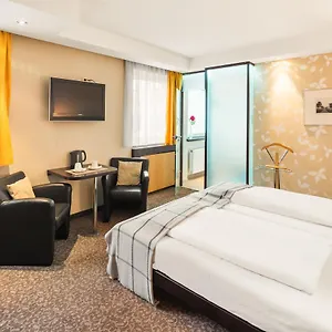 Hotel L'escala ***